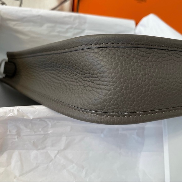 💜SOLD💜 HERMES🍊 Evelyne 16 mini TPM - Etain PH - Picture 12 of 13